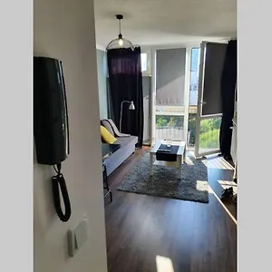 https://3eco-view-apart-city-center-ulica-pereca.warsawhotelspoland.com